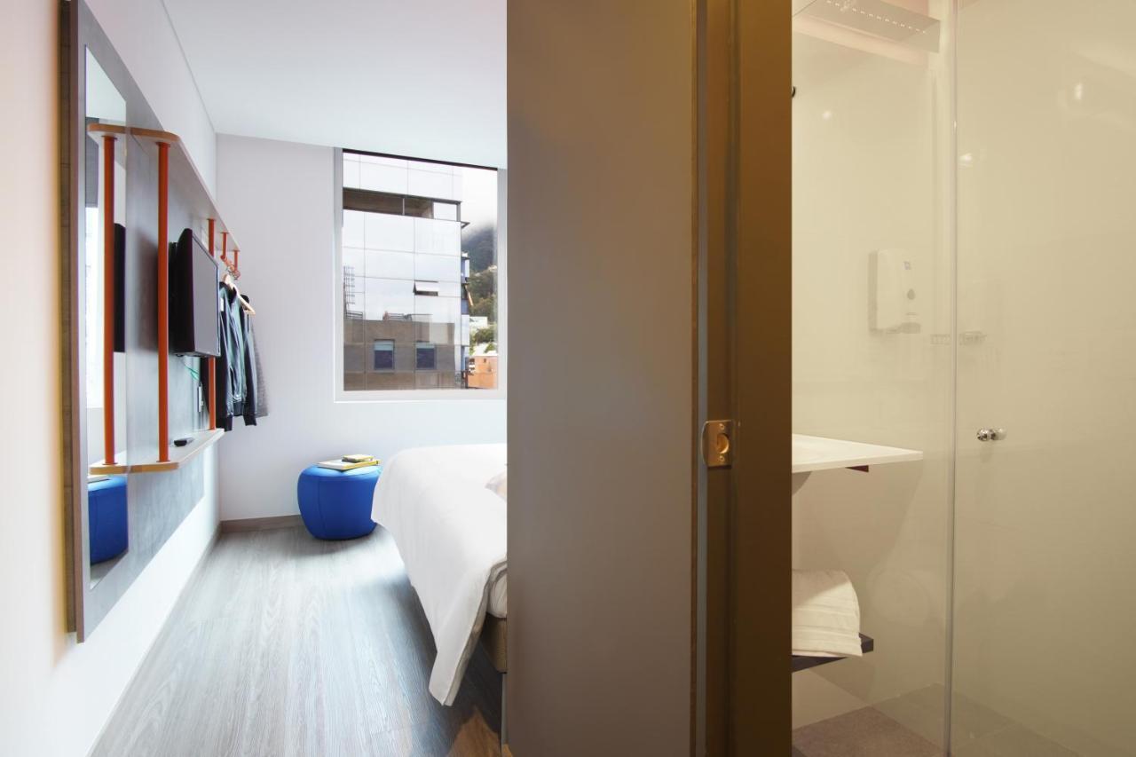 ibis budget Bogota Marly Bagian luar foto