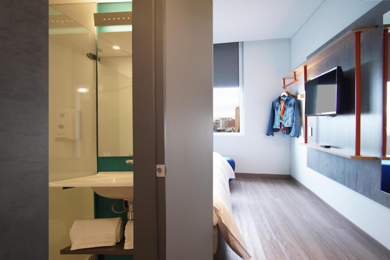 ibis budget Bogota Marly Bagian luar foto