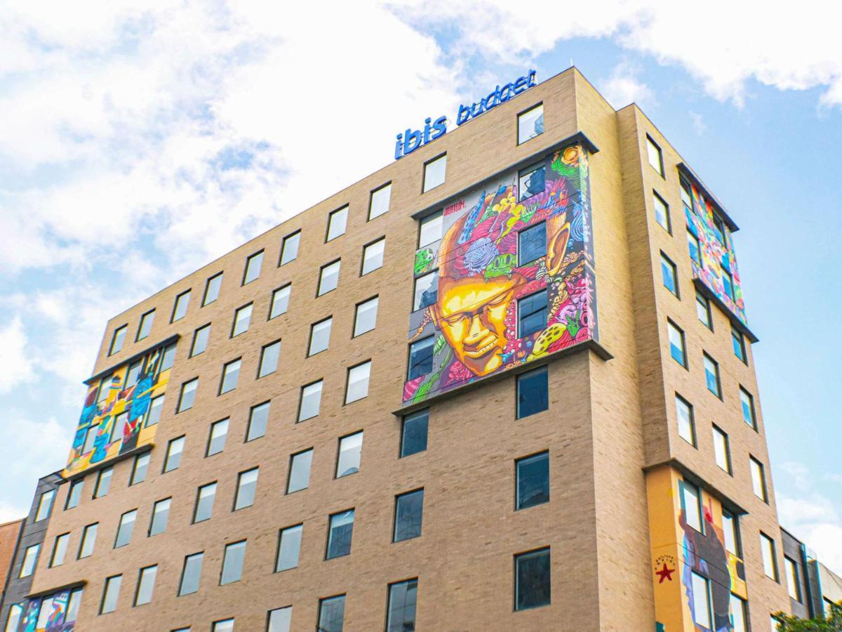 ibis budget Bogota Marly Bagian luar foto