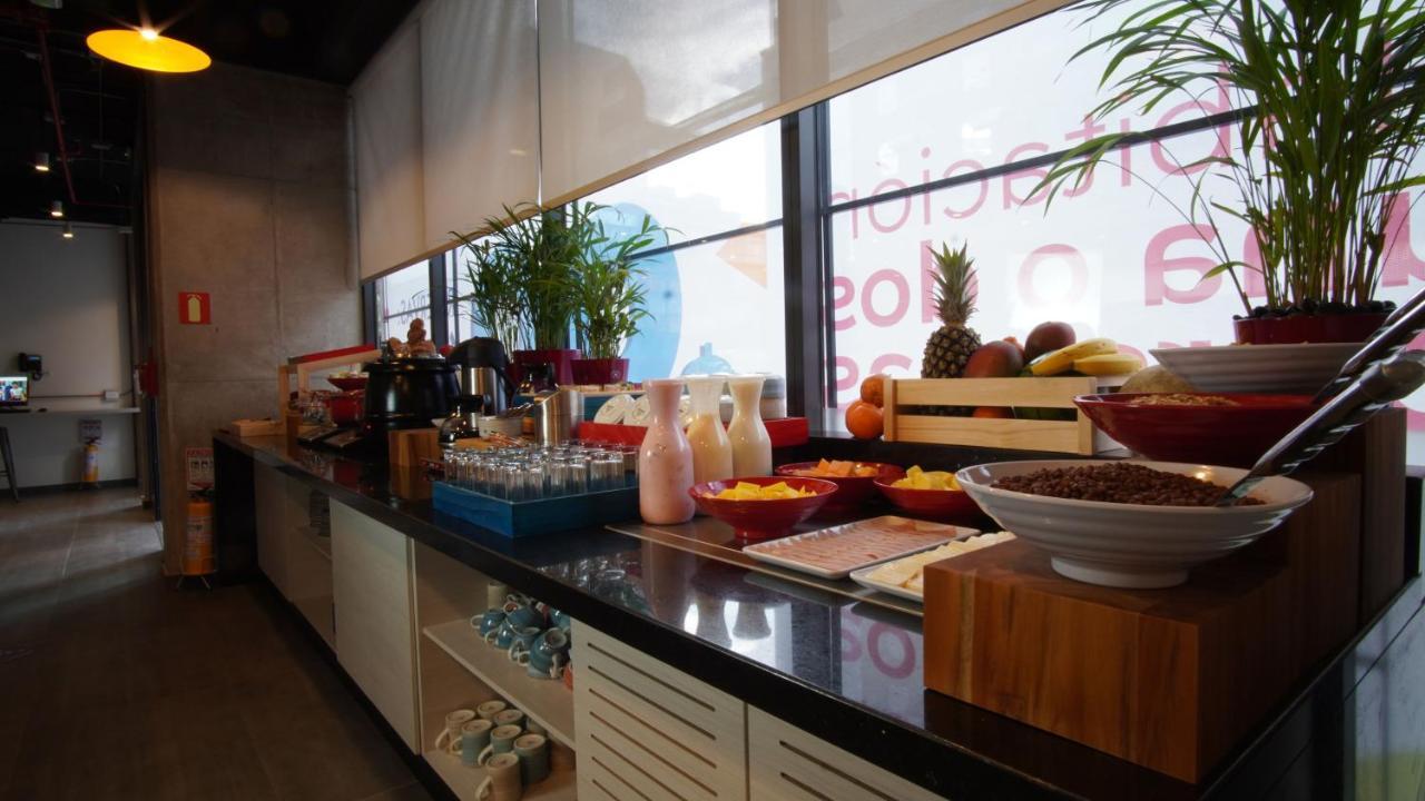 ibis budget Bogota Marly Bagian luar foto